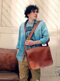 LeMessager - L - Light Brown