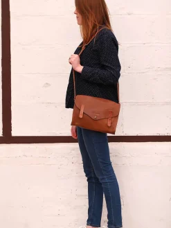 L'Indispensable - Light Brown